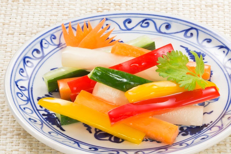 写真：色いろ野菜のエスニックピクルス